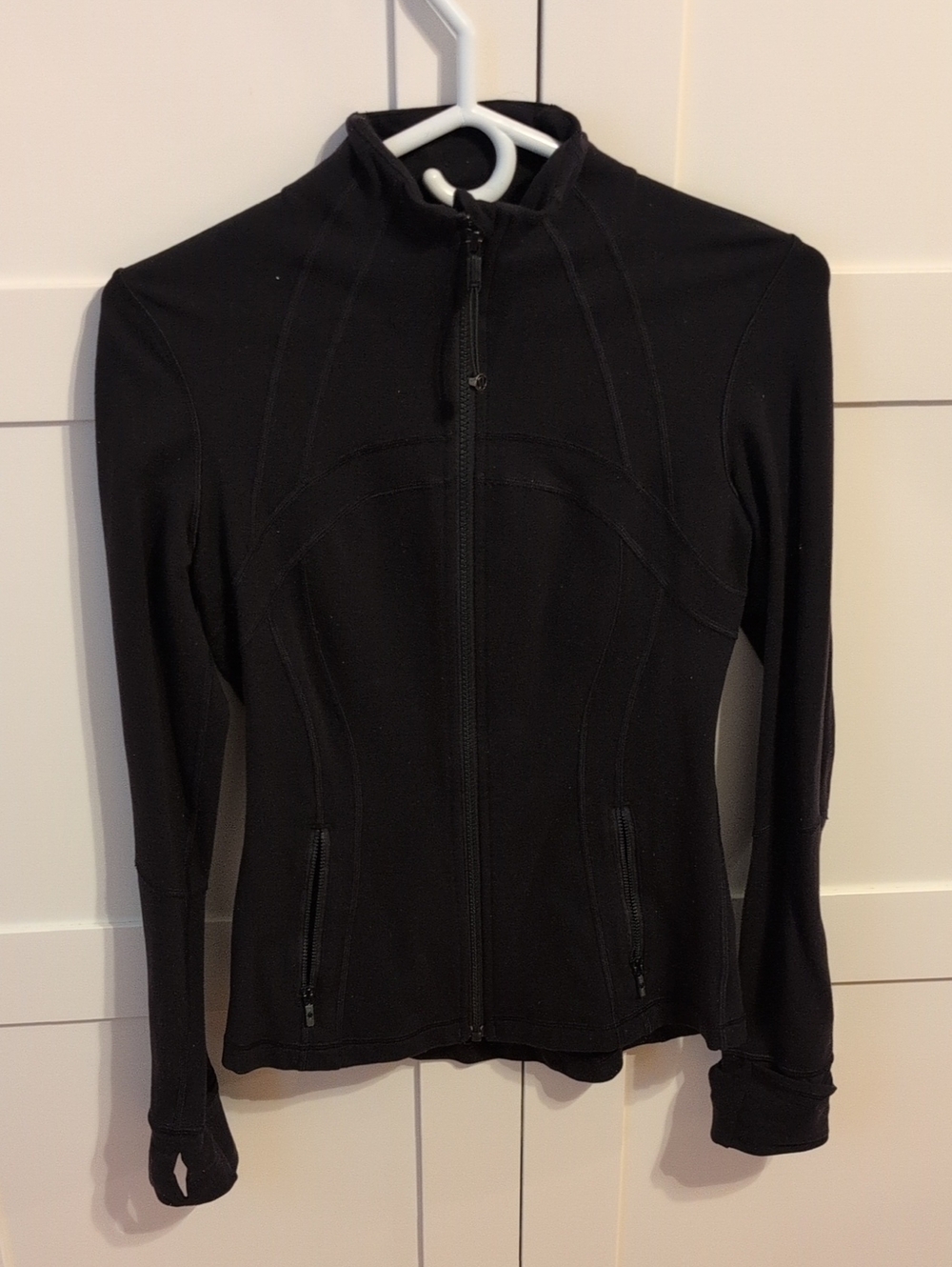 Lululemon Women’s Black Full-Zip Jacket